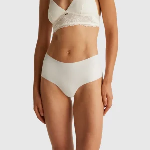 Culotte elástica com renda