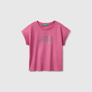 T-shirt com strass