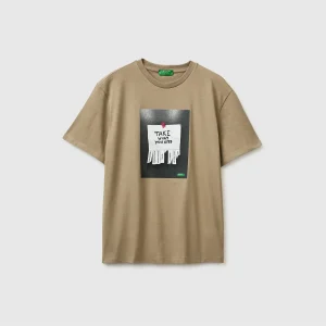 T-shirt com estampa