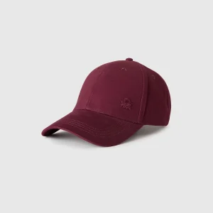 Boné baseball com logótipo