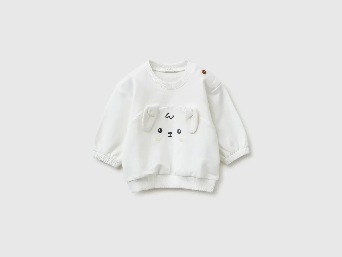 Sweat com bordado e patch