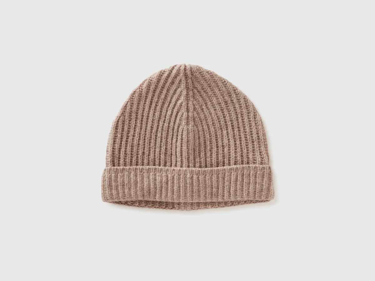 Gorro em pura lã virgem - Image 2