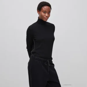 Camisola de gola alta em pura lã Merino