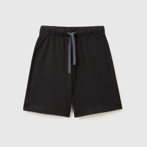 Bermudas em 100% algodão