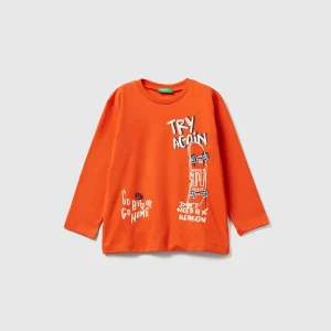 T-shirt com estampa