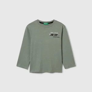 T-shirt com estampa de monstros