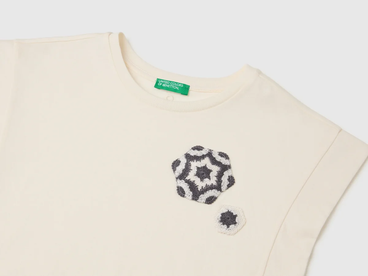 T-shirt sem mangas com bordado - Image 4