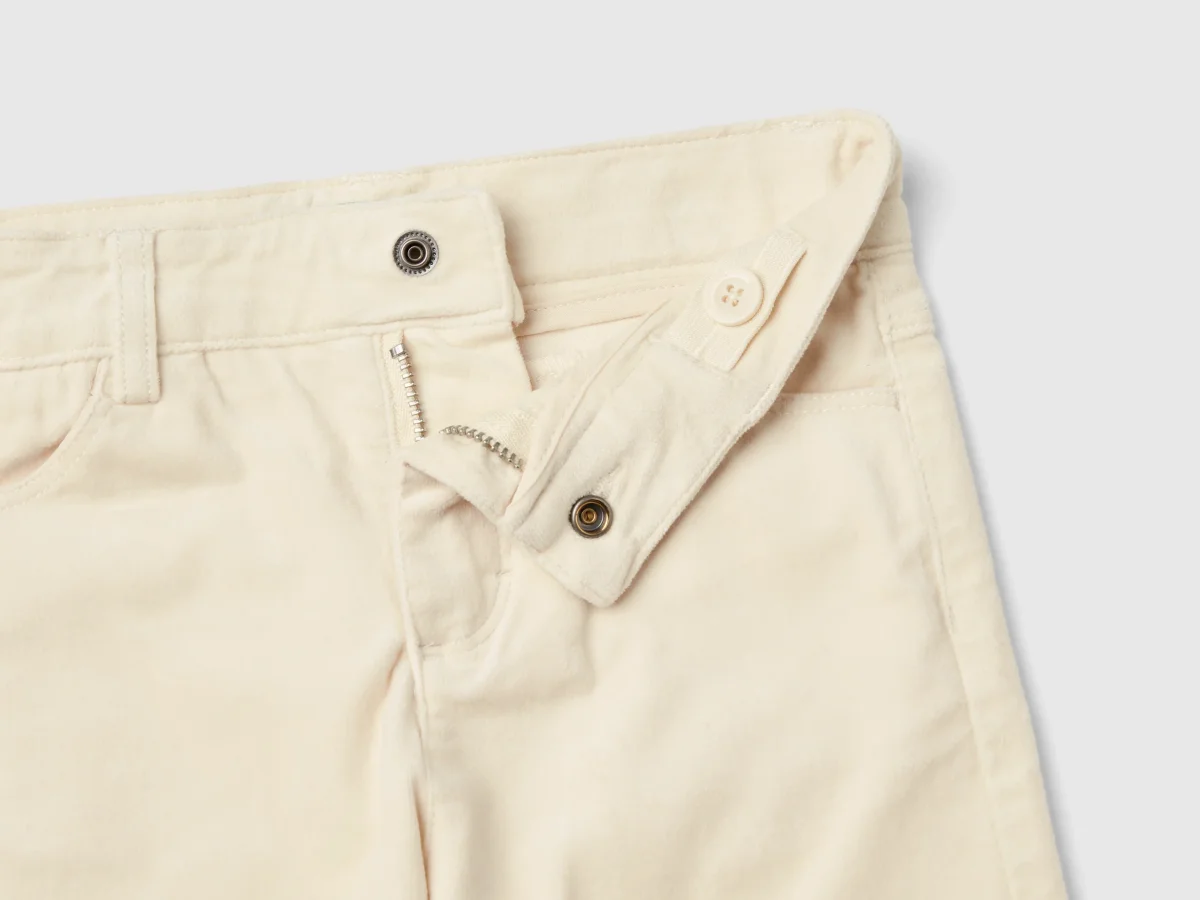 Calças em veludo flare fit - Image 4