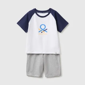 Pijama curto em algodão estampa logótipo