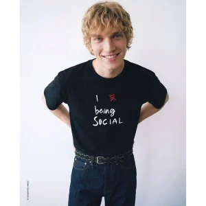 T-shirt com estampa slogan em algodão orgânico