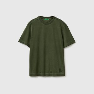 T-shirt com tingimento à base de pigmento