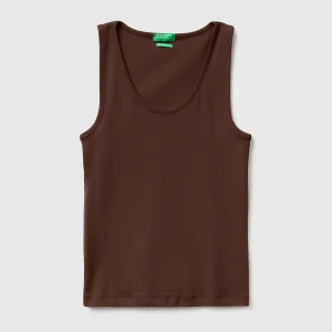 Top canelado slim fit