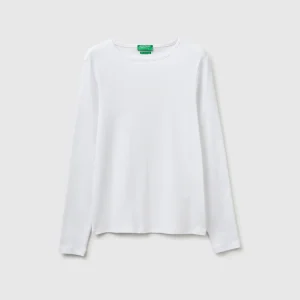 T-shirt slim fit com mangas compridas